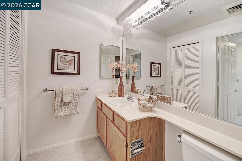 1860 Tice Creek Dr 1108 Property Photo 29