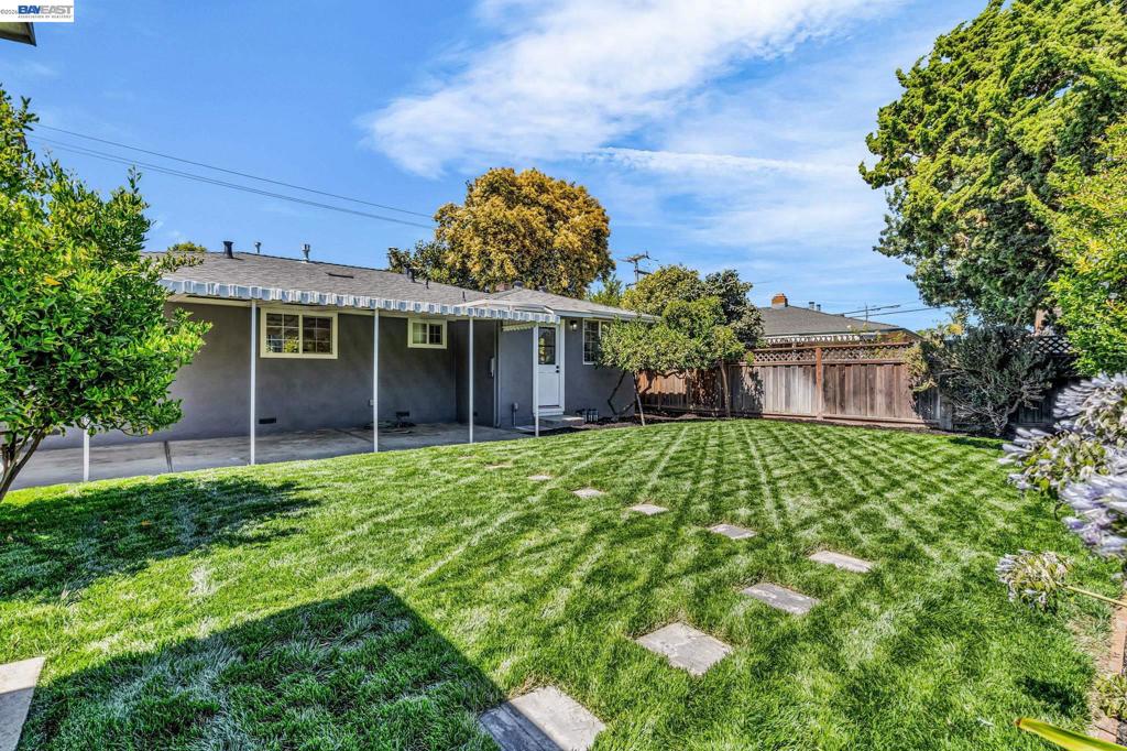 4708 Portola Dr Property Photo 24