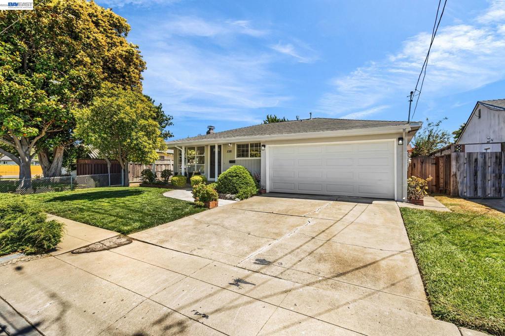 4708 Portola Dr Property Photo 26