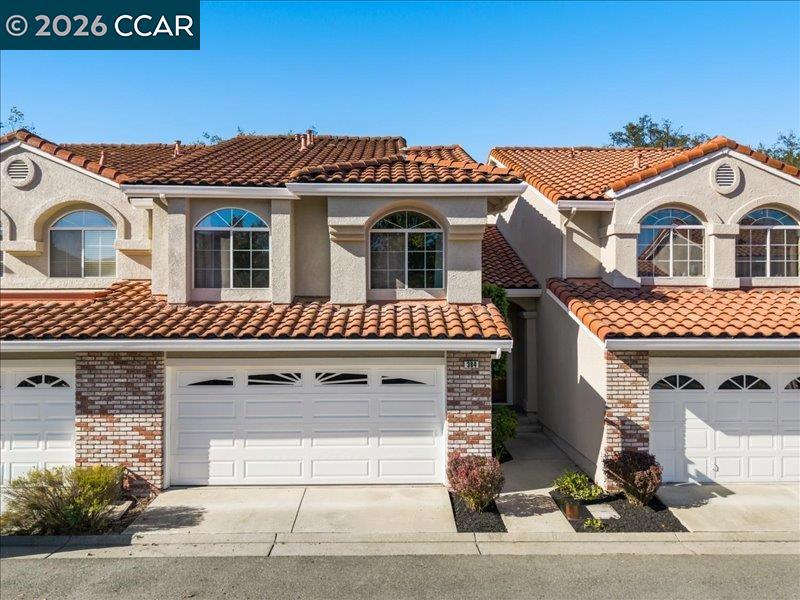 384 Bellflower Ct Property Photo 1