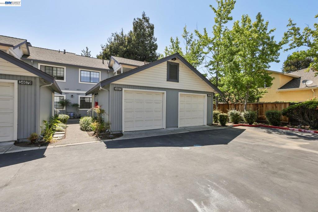 34671 Agree Ter Property Photo 1