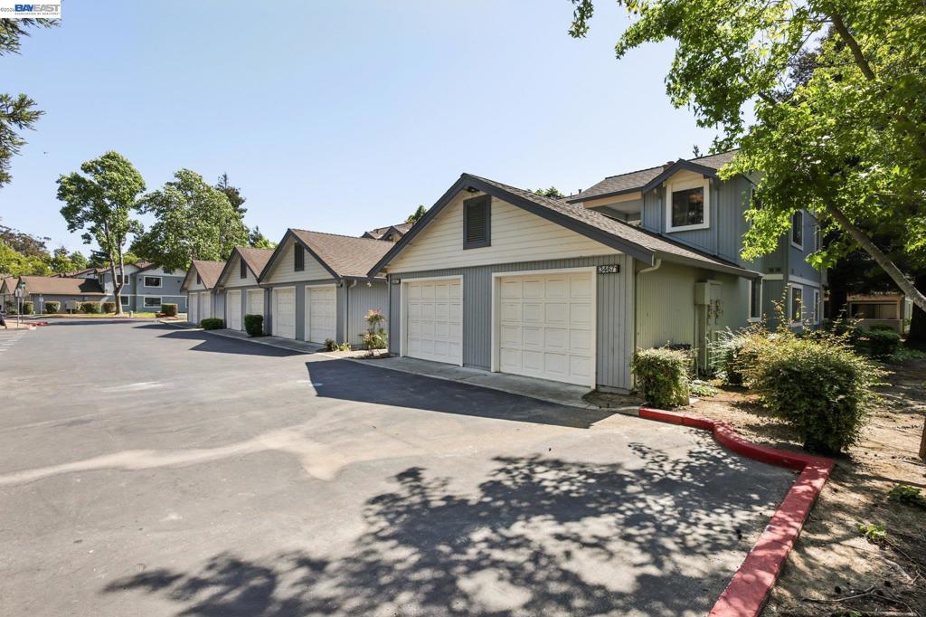 34671 Agree Ter Property Photo 2