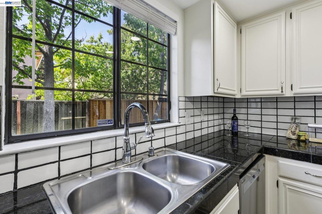 34671 Agree Ter Property Photo 7