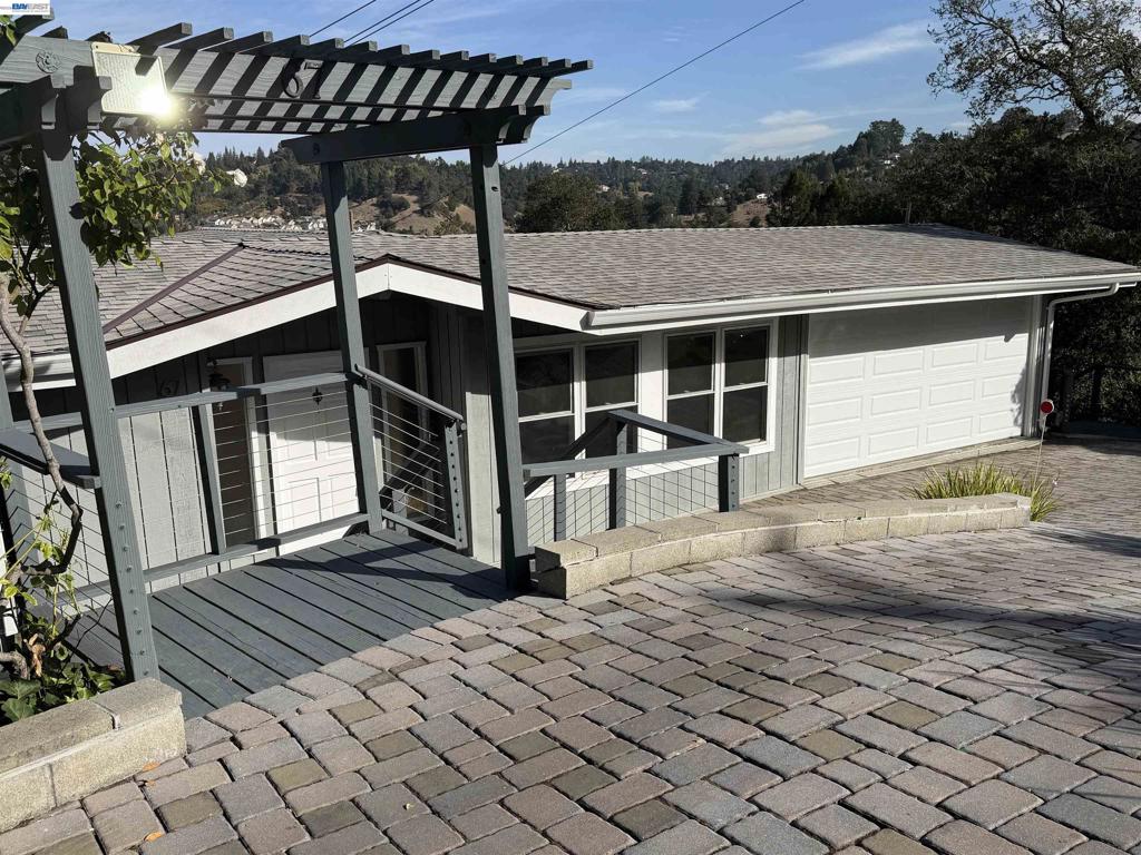 67 Barbara Rd Property Photo 1