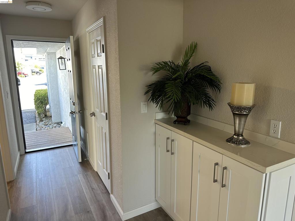 5824 Yawl Street Property Photo 11