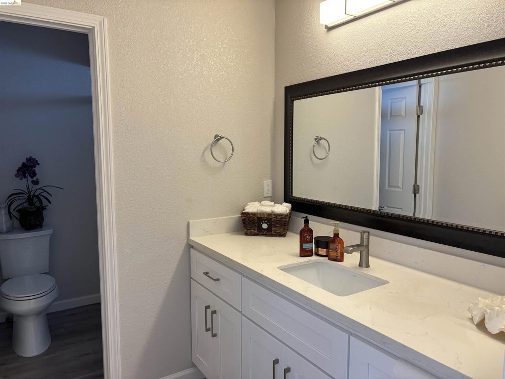 5824 Yawl Street Property Photo 12