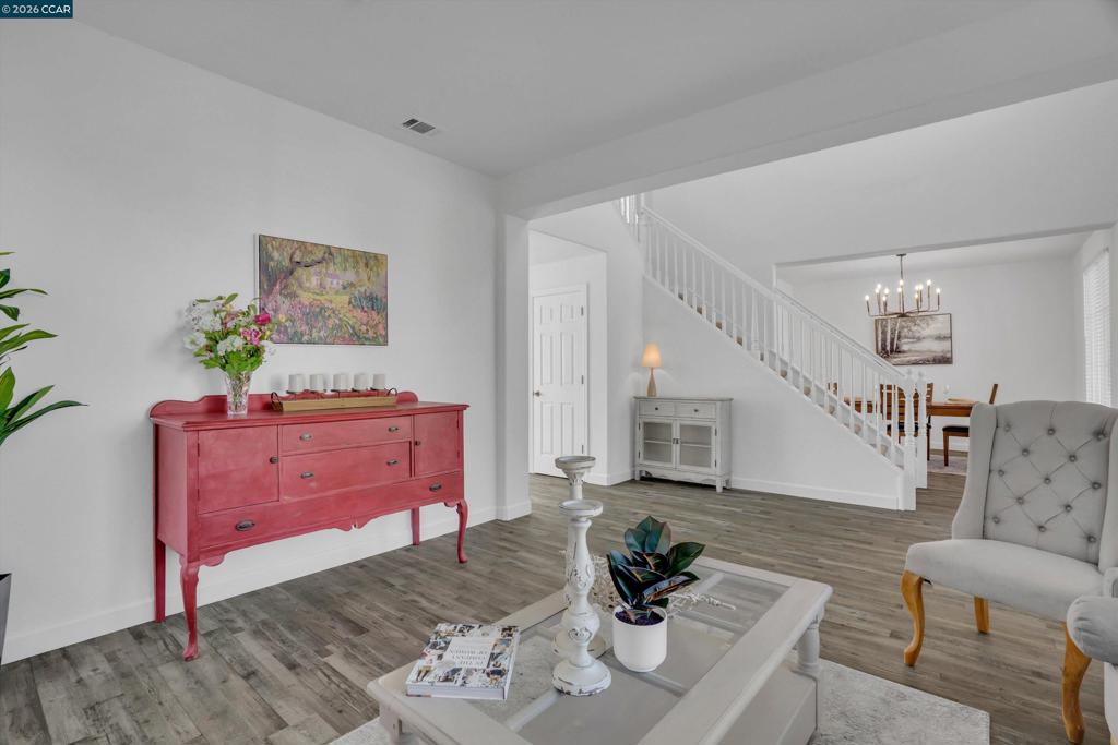 1312 Prominent Dr Property Photo 7