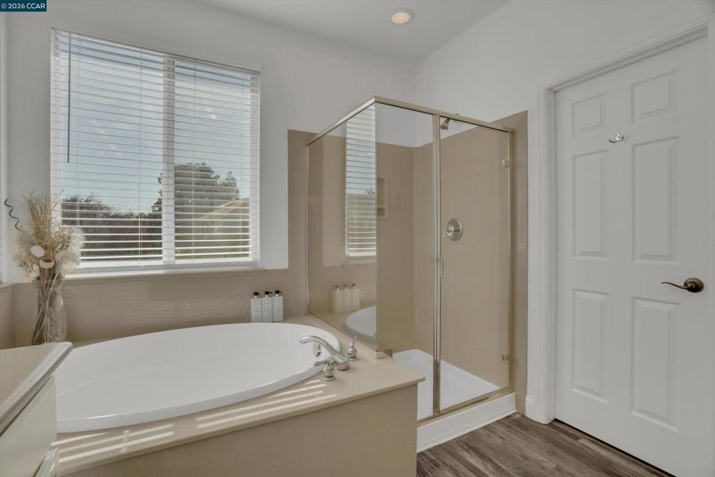 1312 Prominent Dr Property Photo 26