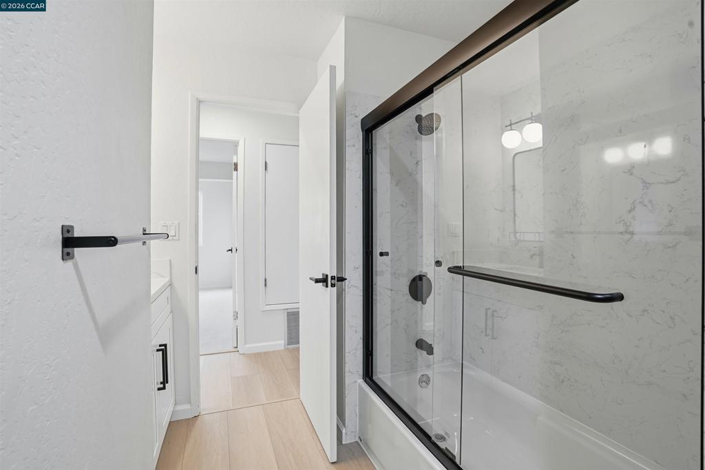 1077 Wesley Court 7 Property Photo 25