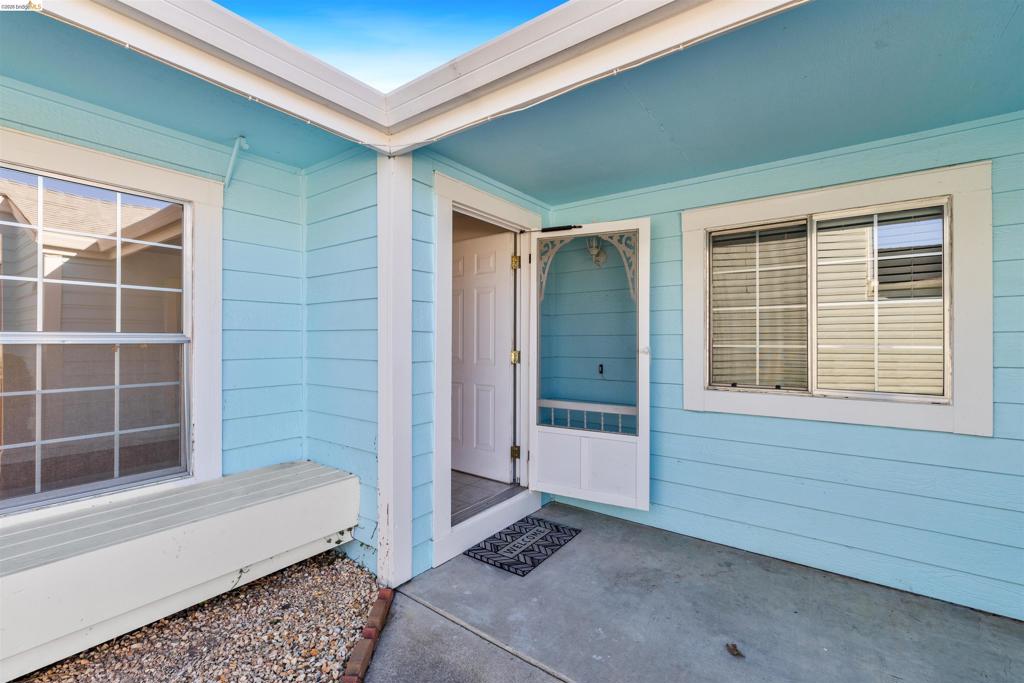 3408 Bellflower Dr Property Photo 4