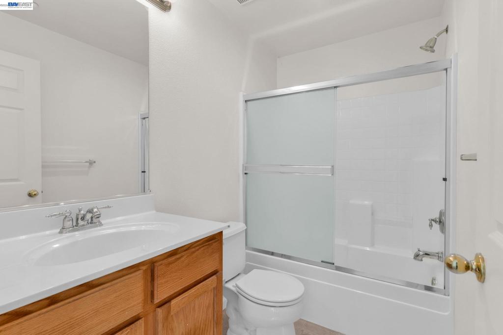 629 Artistic Pl Property Photo 11