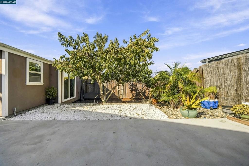 120 Serpentine Ct Property Photo 30