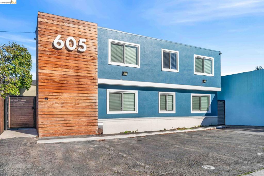 605 San Pablo Property Photo 1