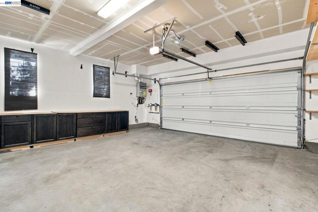 1519 Sylvia St Property Photo 32
