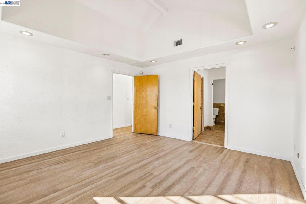 484 Phelps St Property Photo 28