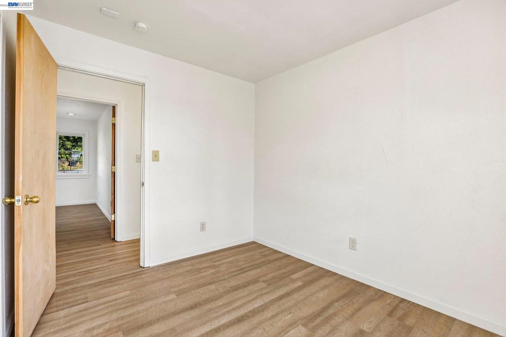 484 Phelps St Property Photo 46