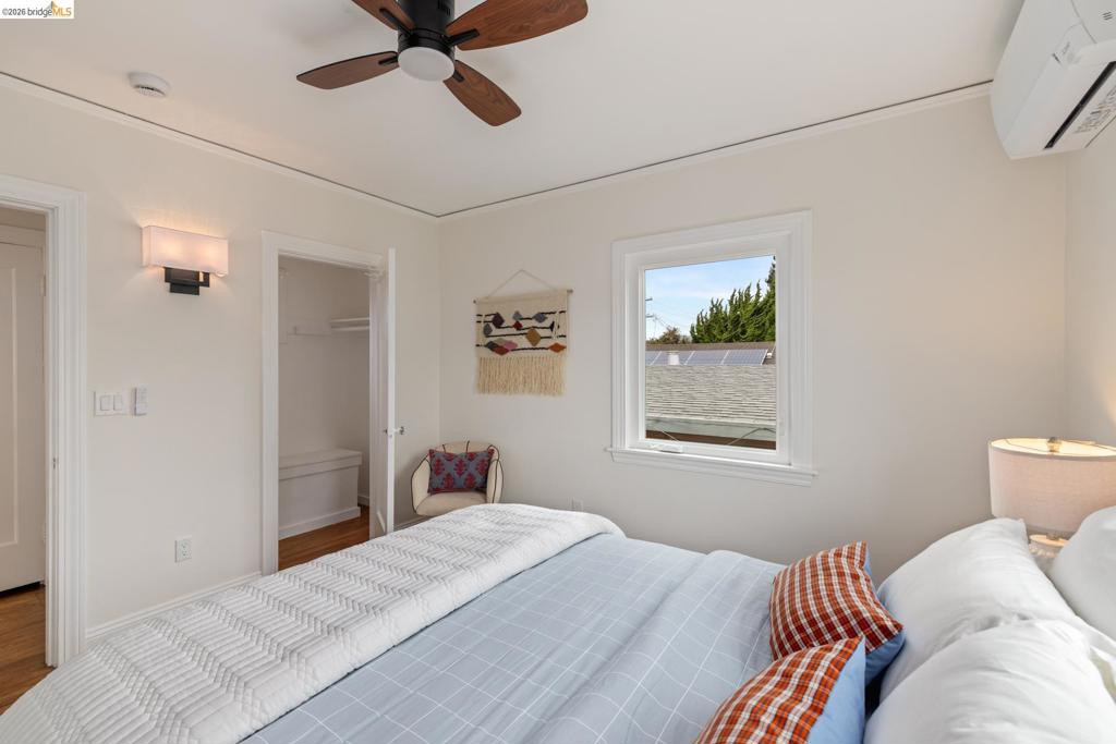 1221 Curtis St Property Photo 30