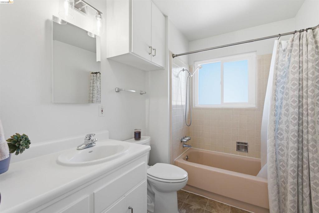 525 Cottonwood Dr Property Photo 25