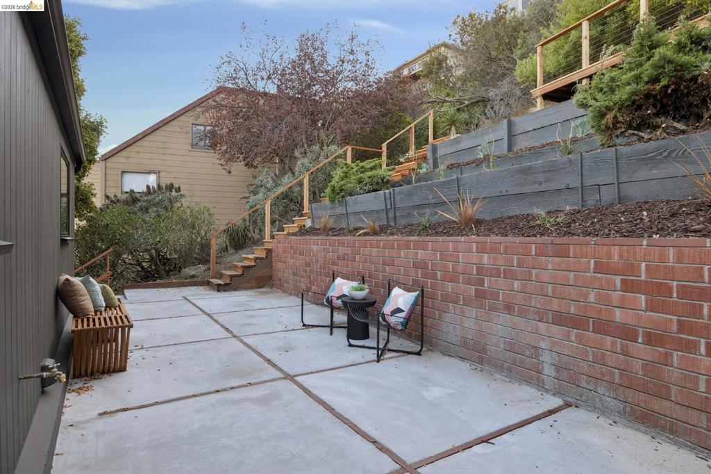 953 Hillside Ave Property Photo 44