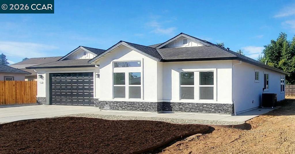 4524 Austin St Property Photo 3