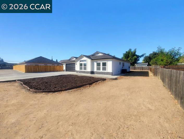 4524 Austin St Property Photo 4