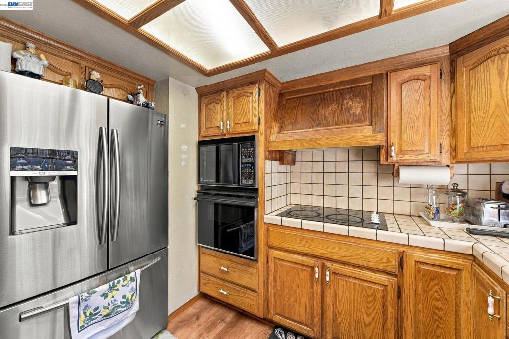 1357 Goldenlake Rd Property Photo 13