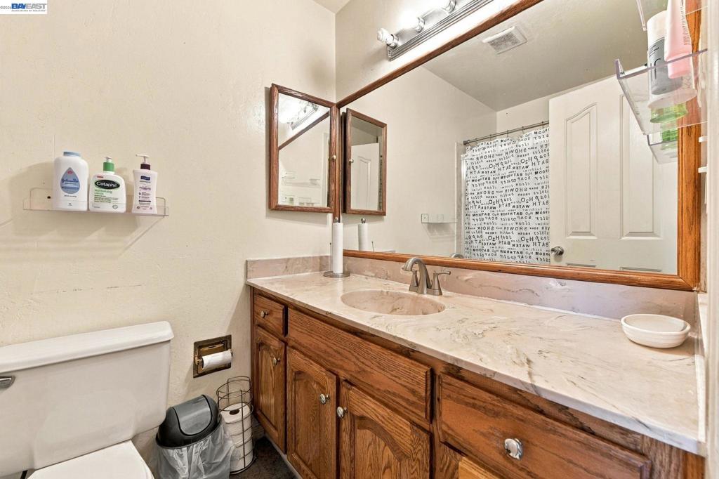 1357 Goldenlake Rd Property Photo 26