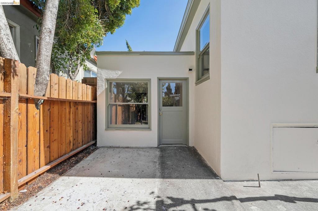 736 Key Route Blvd Property Photo 36