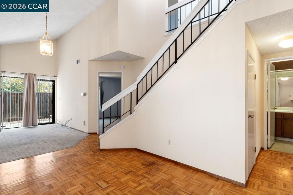 20 Worcester Property Photo 5