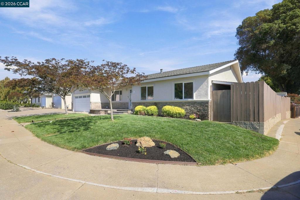 8125 Holanda Ln Property Photo 3