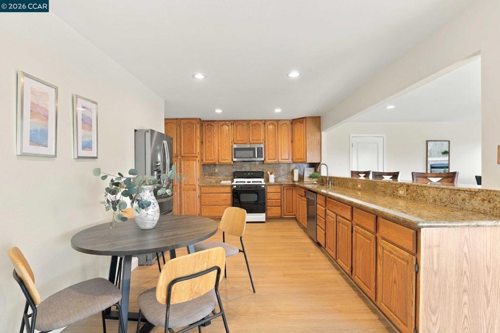 8125 Holanda Ln Property Photo 11