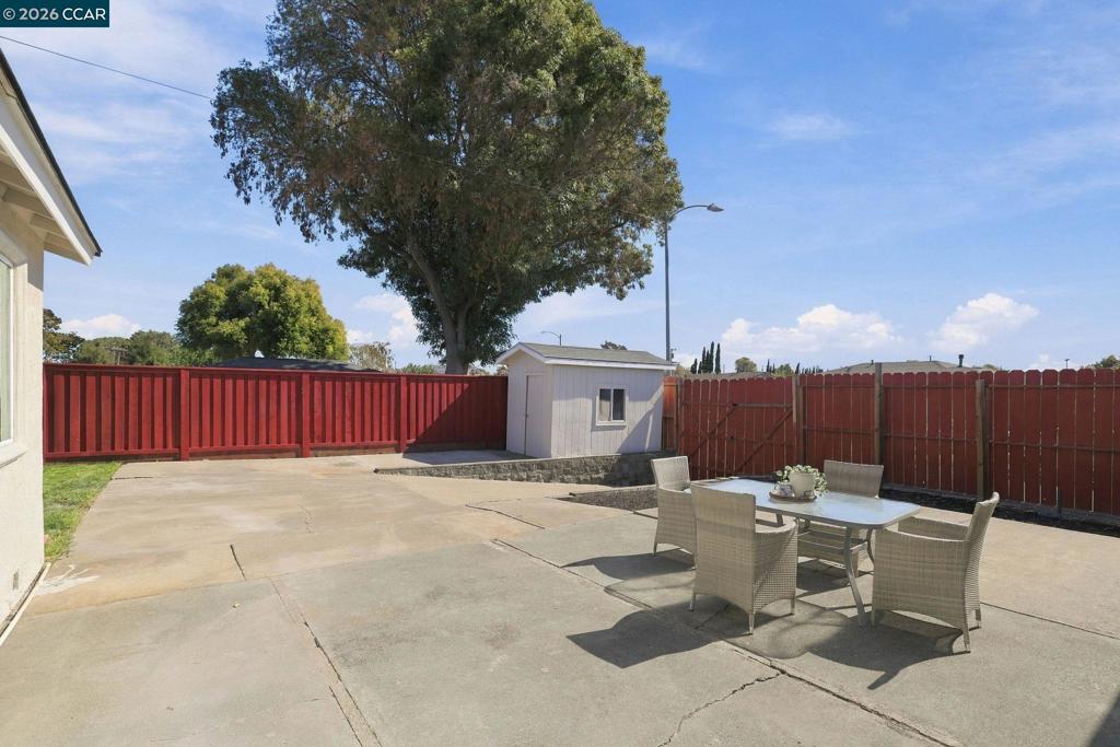 8125 Holanda Ln Property Photo 33