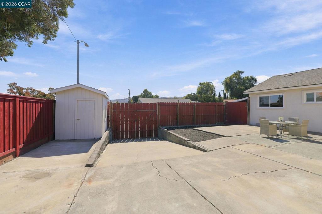 8125 Holanda Ln Property Photo 37