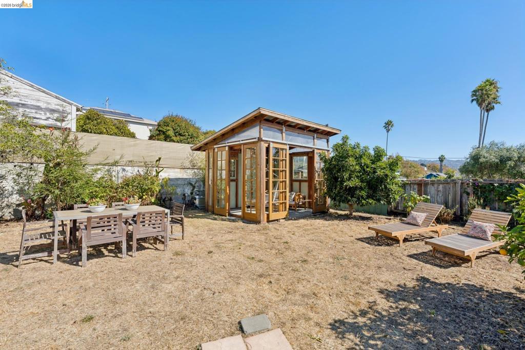1318 Mariposa St Property Photo 40