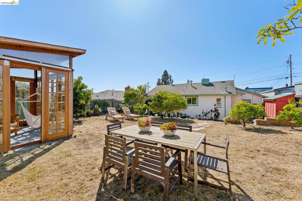 1318 Mariposa St Property Photo 41