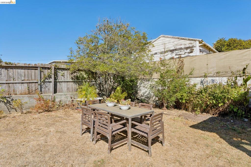 1318 Mariposa St Property Photo 52