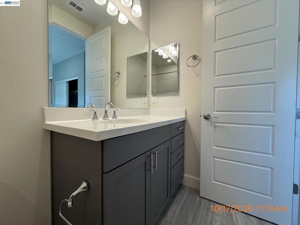 7070 Stags Leap Ln Property Photo 17