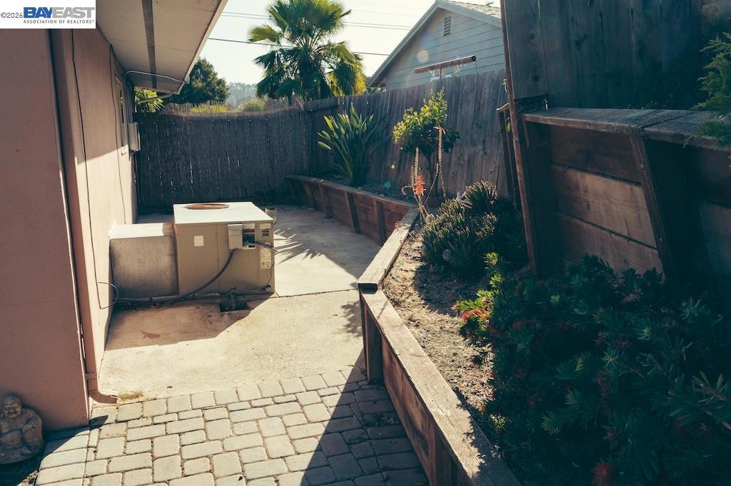 4517 Utah Property Photo 9