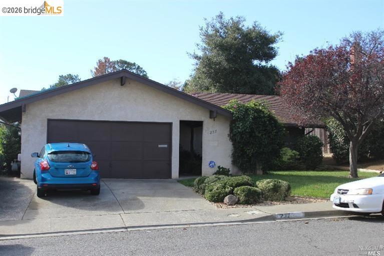 237 Valencia Street Property Photo 1