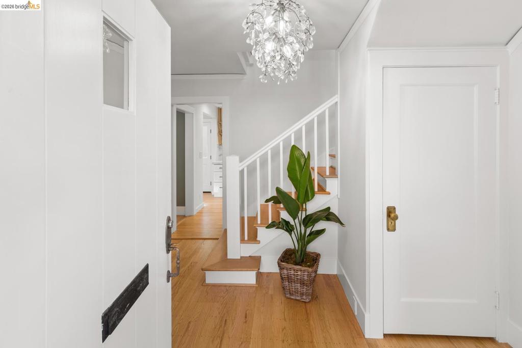229 Carmel Ave Property Photo 4