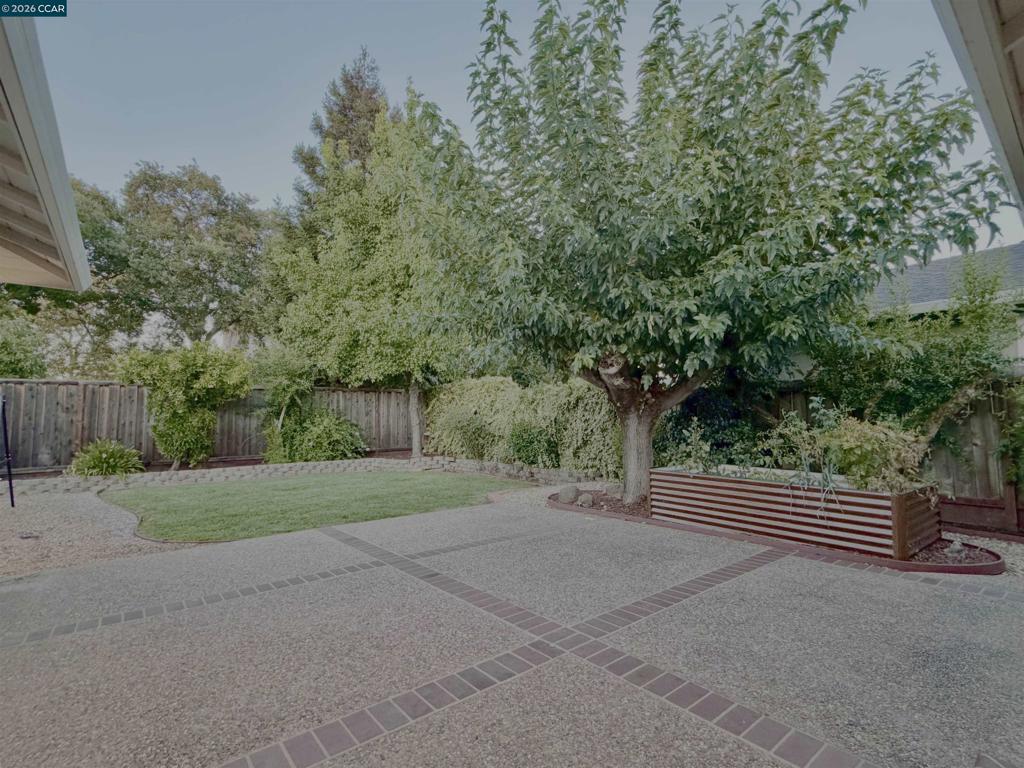 926 Sassel Avenue Property Photo 36