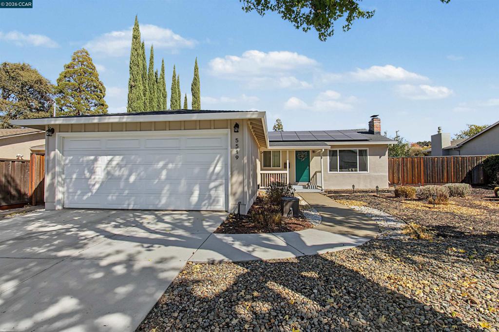 5519 Alaska Dr Property Photo 3