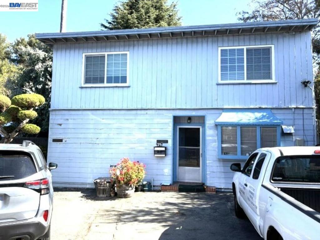 21120 Mission Blvd Property Photo 2