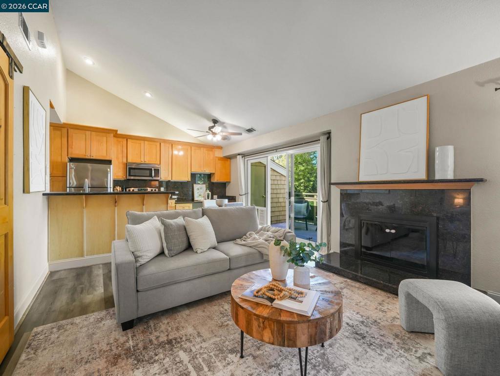 5717 Makati Cir G Property Photo 6
