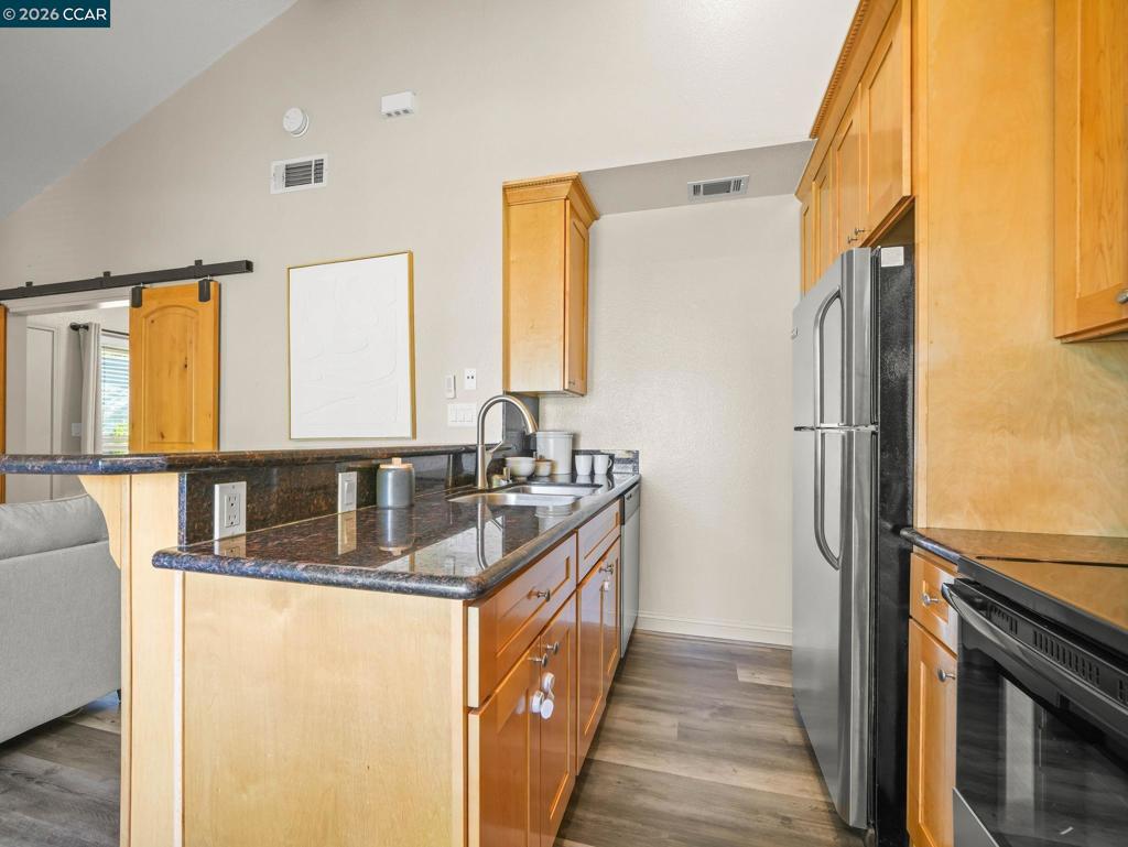 5717 Makati Cir G Property Photo 13