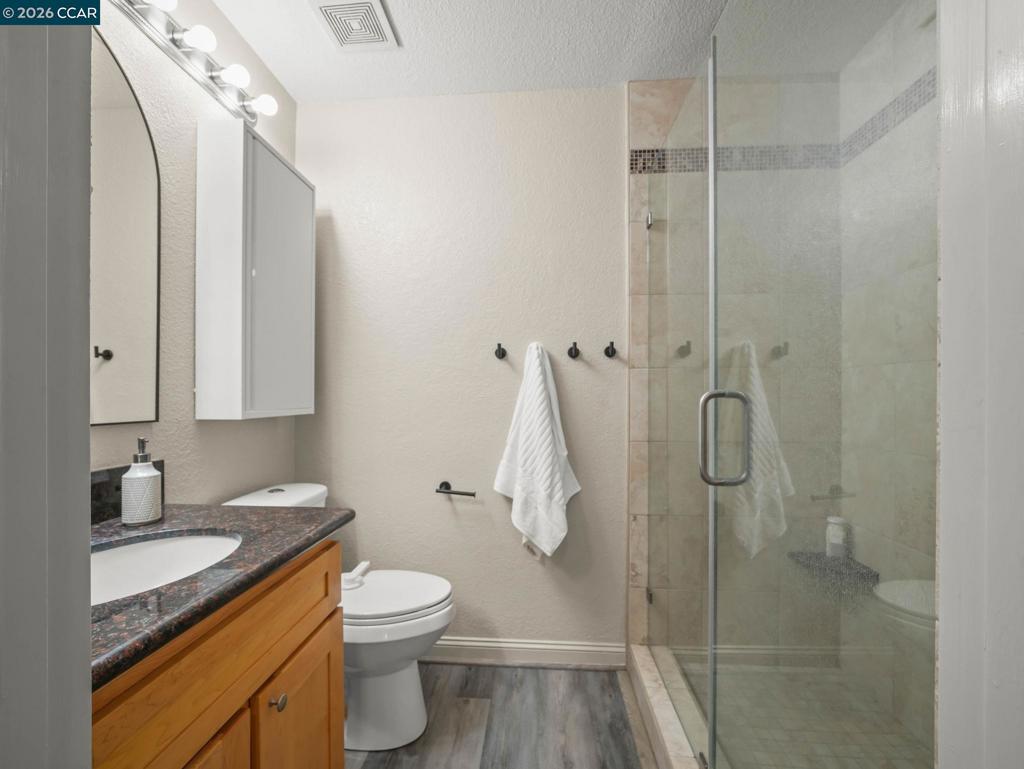 5717 Makati Cir G Property Photo 15
