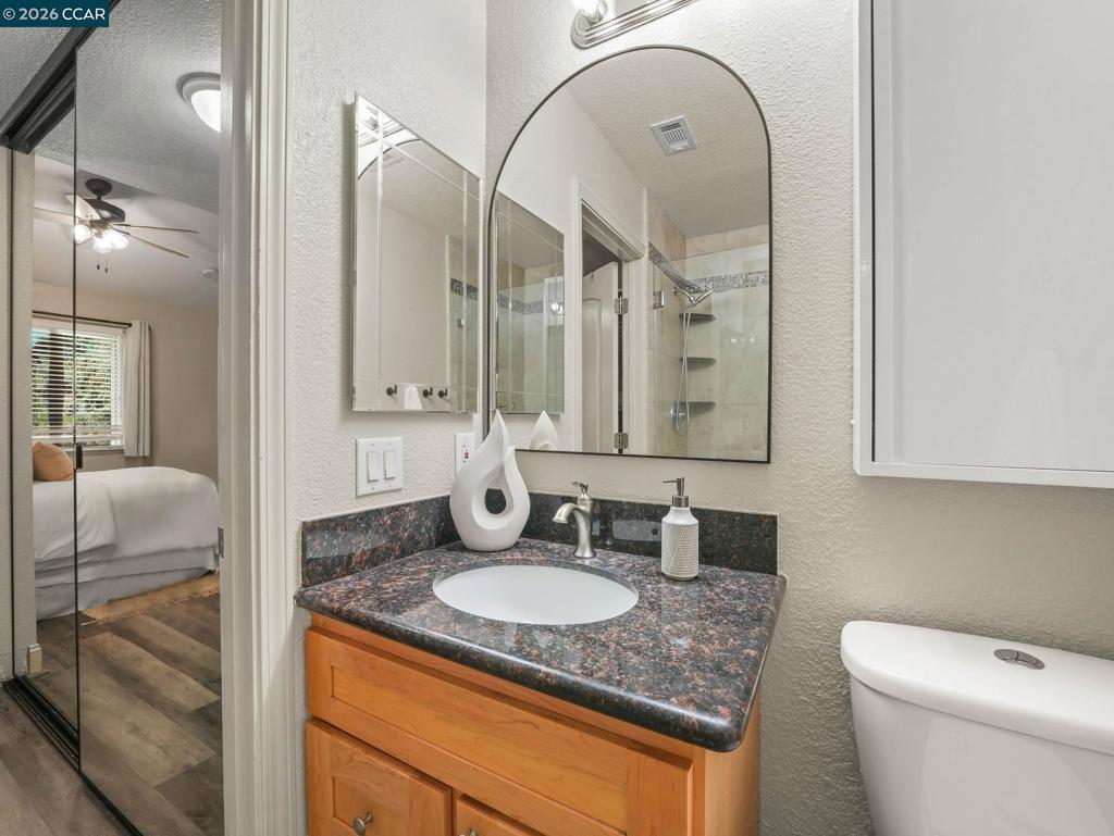 5717 Makati Cir G Property Photo 17