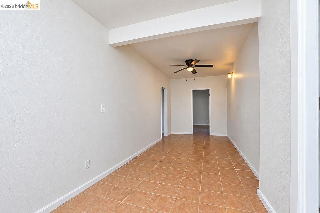 1002 Hillside Ter Property Photo 22