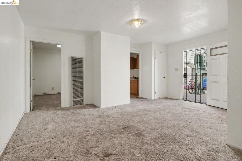 222 4th St Property Photo 26