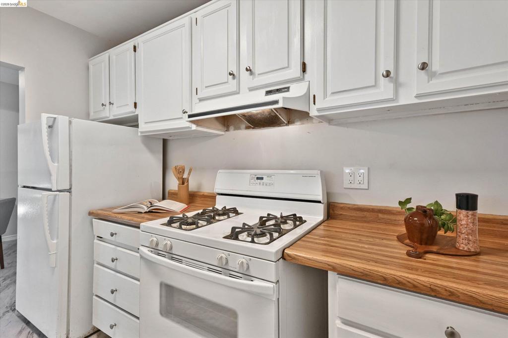 711 30th St Property Photo 10